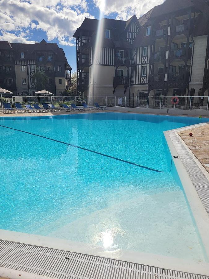 Magnifique Appartement 2 Pieces Deauville Exterior foto
